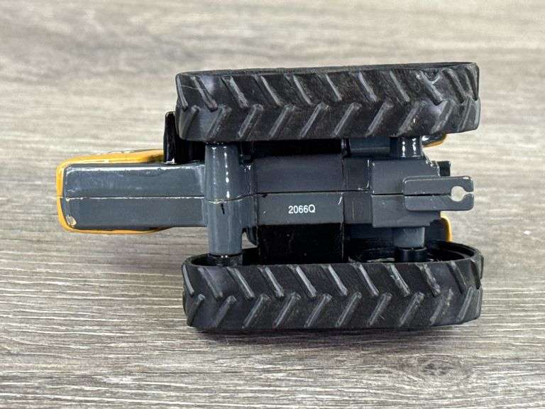 Kenworth T600A Tractor Trailer W/Cat Challenger 45, 1/64