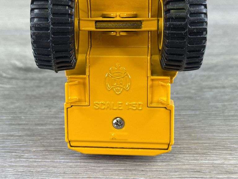 Michigan L320 Wheel Loader, 1/50, Joal