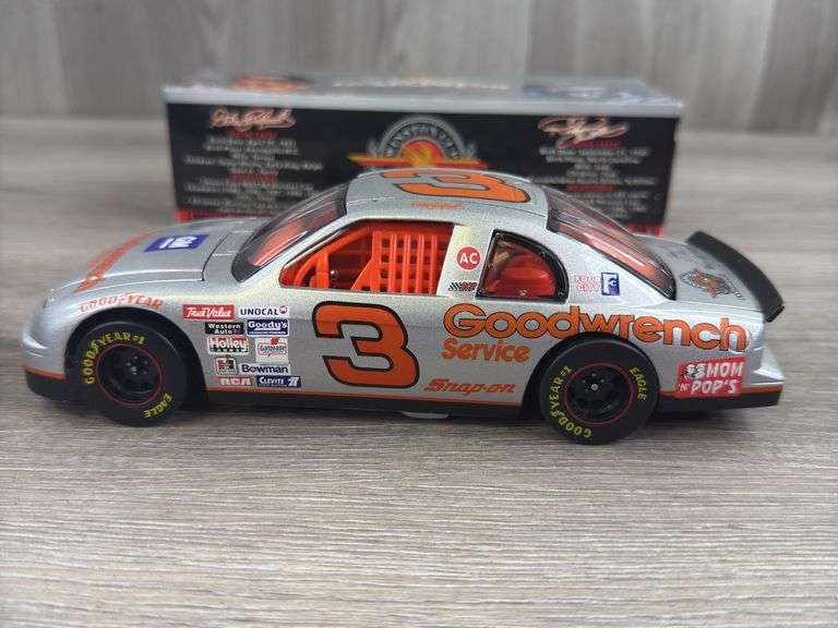Dale Earnhardt Sr. #3 Goodwrench Stock Car, 1/24, 1995 Winston Cup 25th Anniversary, Limited Edition, Action