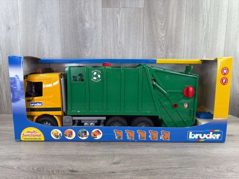 Bruder 4143 Recycling Truck, 1/16