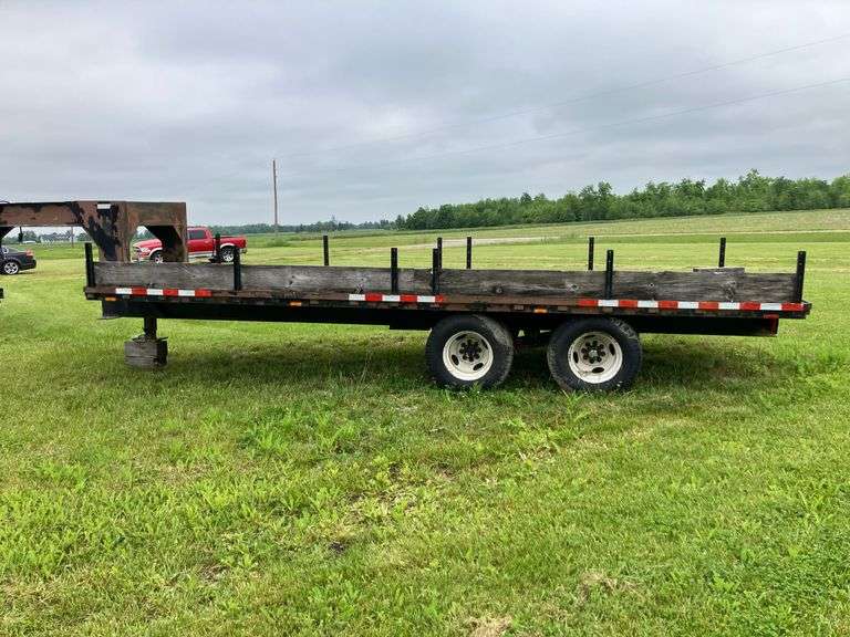 Tandem Axle Trailer