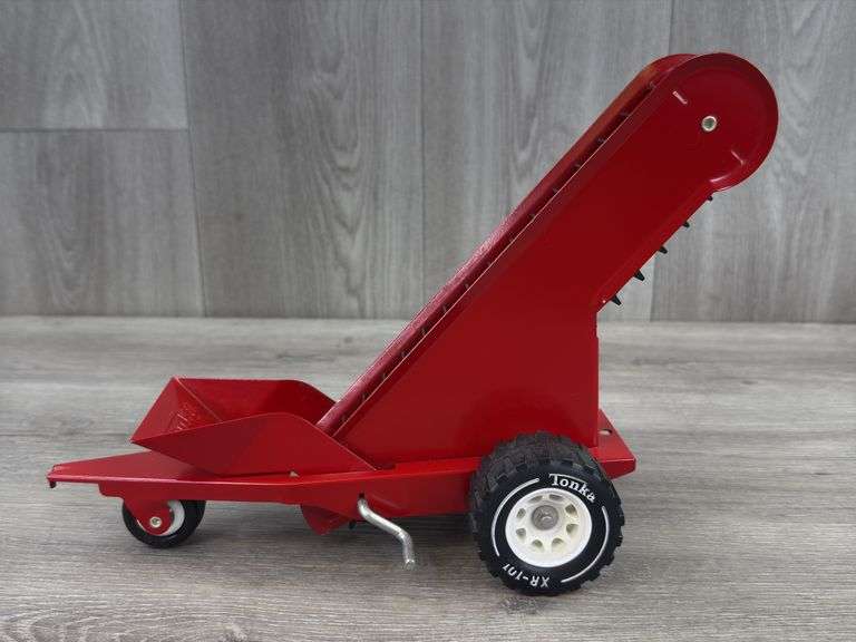 Tonka Elevator, 12” Long