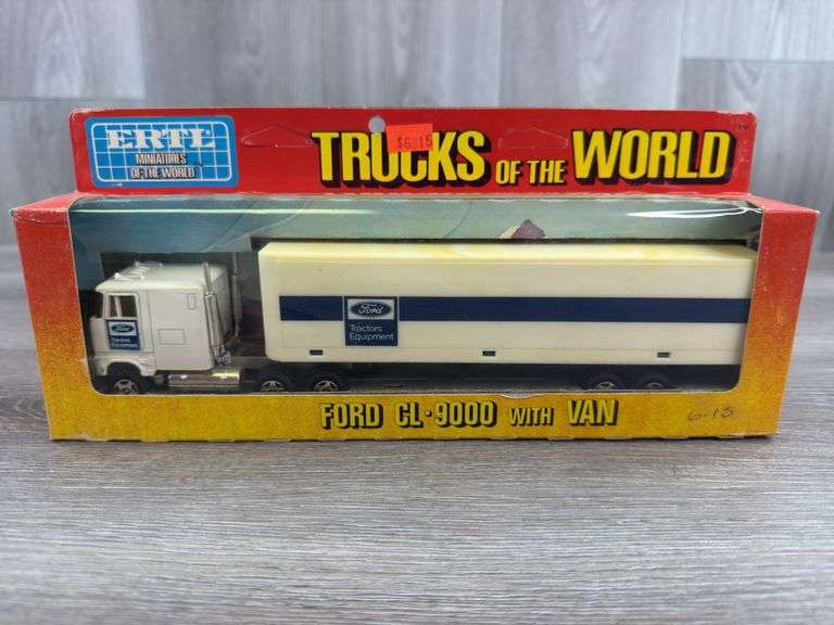 Ford CL-9000 W/Van, 1/64, Ertl, Trucks & Miniatures Of The World