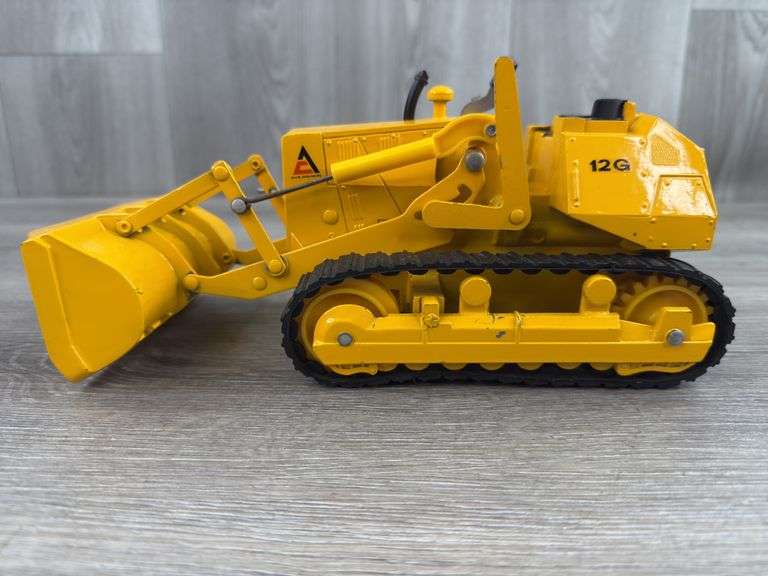 Allis-Chalmers 12G Crawler W/Bucket, 1/16, Ertl
