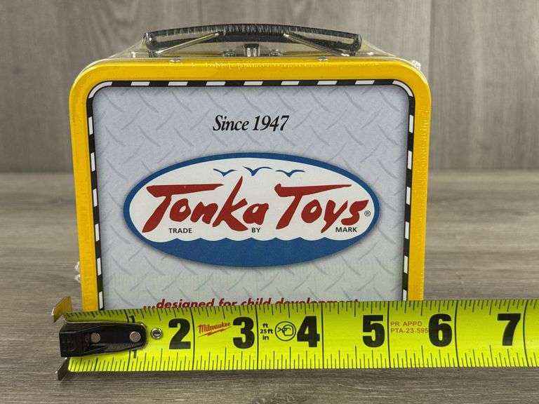 Tonka Toys Metal Carrying Case W/Old Fashion Candy Mix