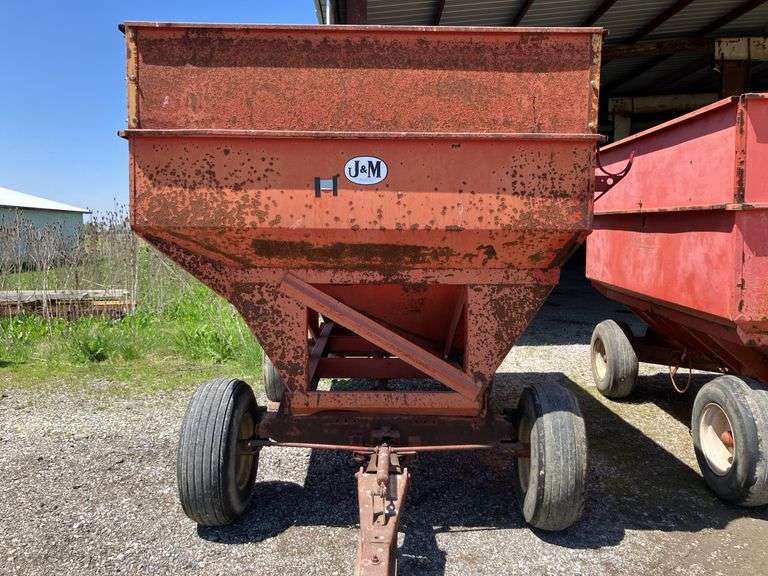 J&M 350 Hopper Wagon