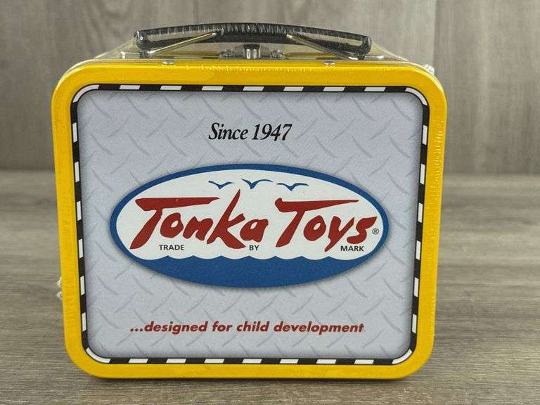Tonka Toys Metal Carrying Case W/Old Fashion Candy Mix