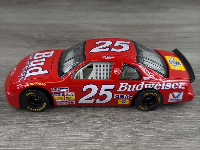 Ricky Craven #25 Budweiser 1997 Monte Carlo Stock Car, 1/24, Limited Edition, 1 Of 3,500, Action