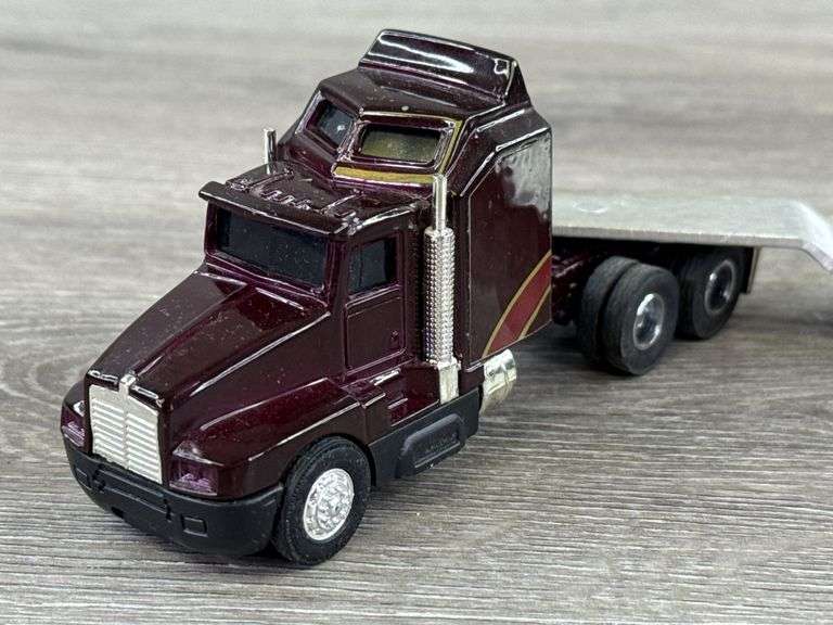 Kenworth T600A Tractor Trailer W/Cat Challenger 45, 1/64