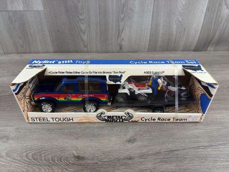 Nylint Cycle Race Team Set, 15” Long, Metal Muscle