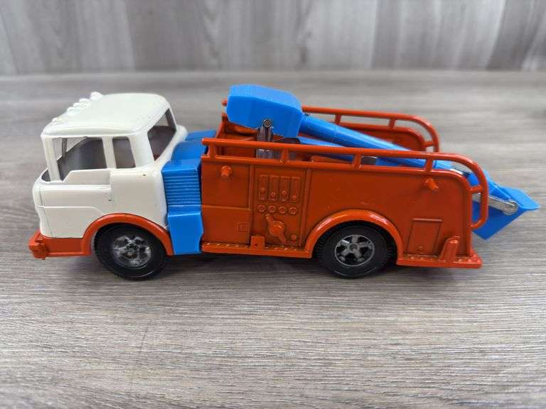 Hubley America City Mighty-Metal Truck Fleet, Original Box