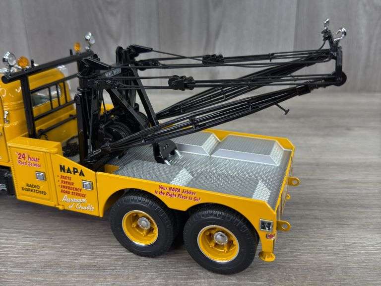 Mack B-61 NAPA 24 HR Wrecker, 1/34, First Gear