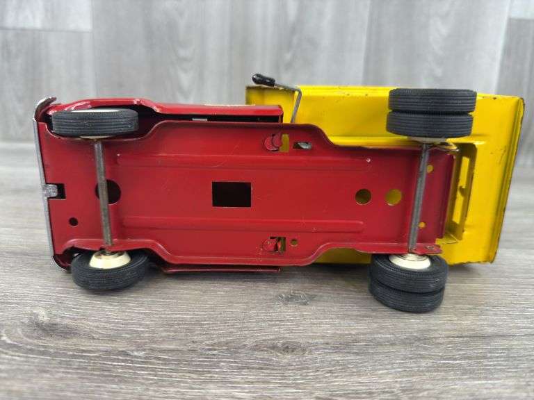 Tonka Jeep Dump Truck, 9 3/4” Long