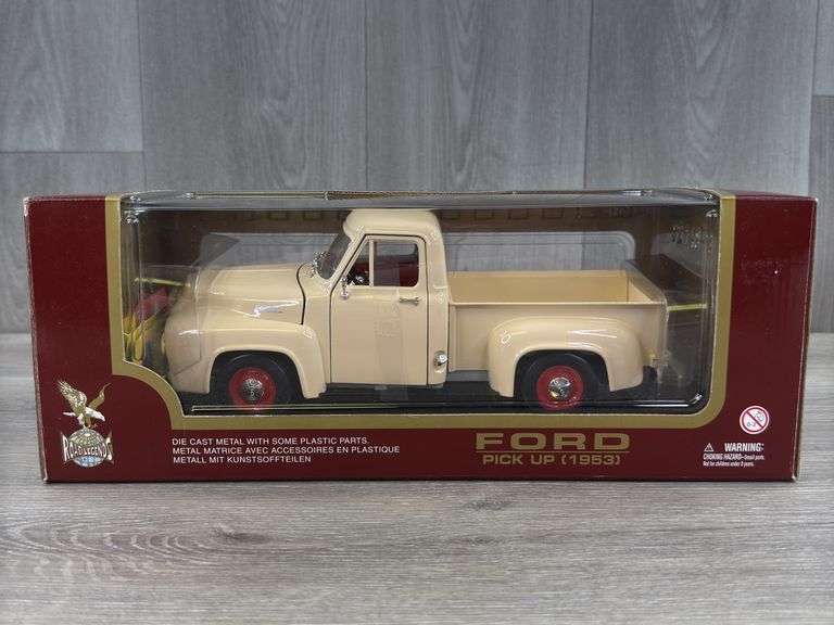 1953 Ford F100 Pickup, 1/18, Road Legends
