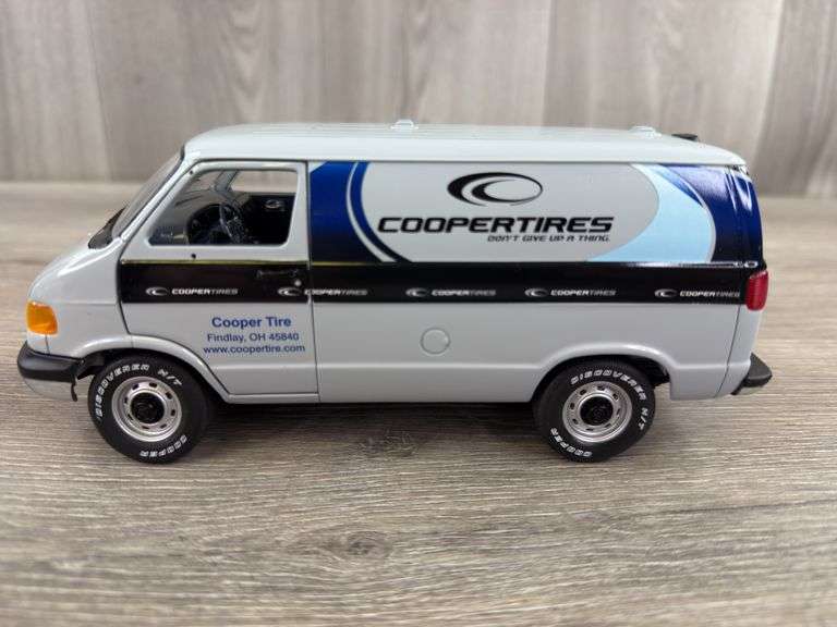 Dodge Ram 1500 Cooper Tires Service Panel Van, 1/25, First Gear