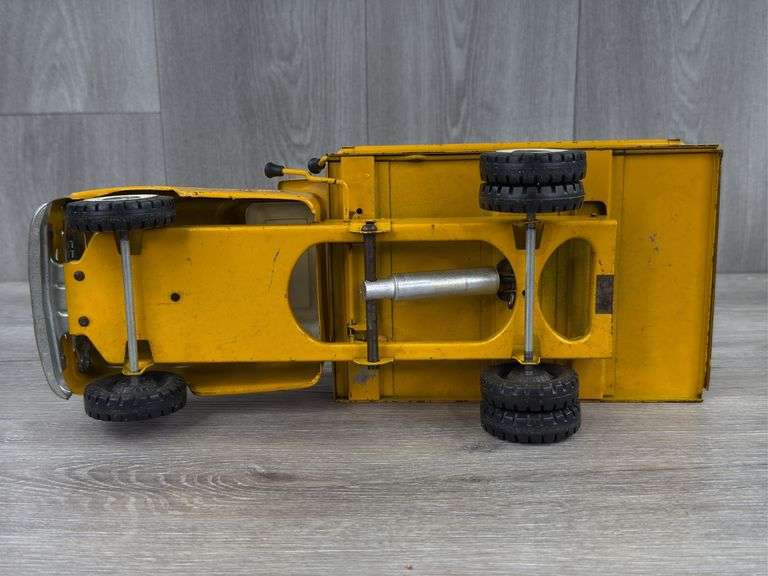 Tru-Scale Dump Truck, 14 3/4” Long