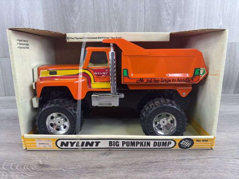 Nylint Big Pumpkin Dump Truck, 13 3/4” Long