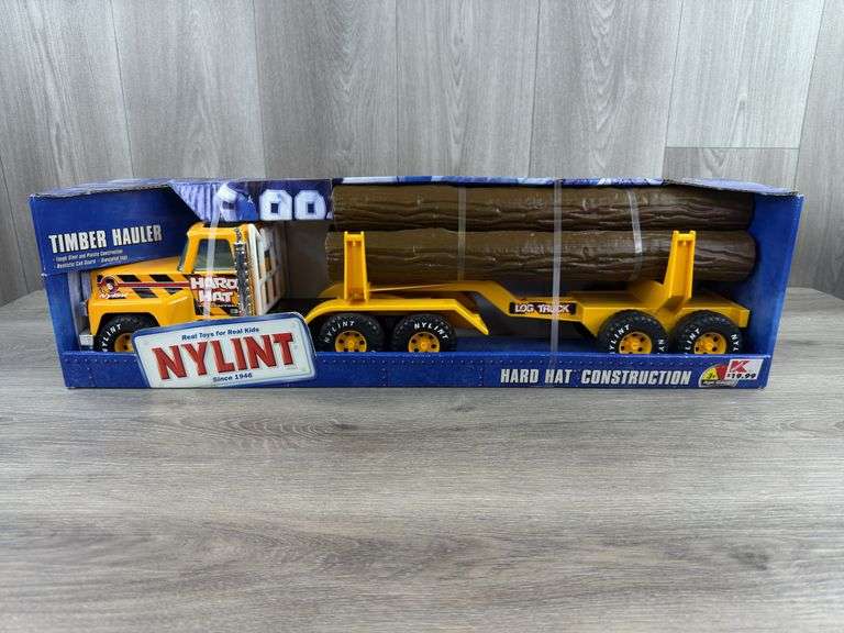 Hard Hat Contractors Timber Hauler, 26” Long, Nylint