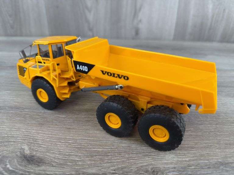 Volvo A40D Dump Truck, 1/50, Hongwell
