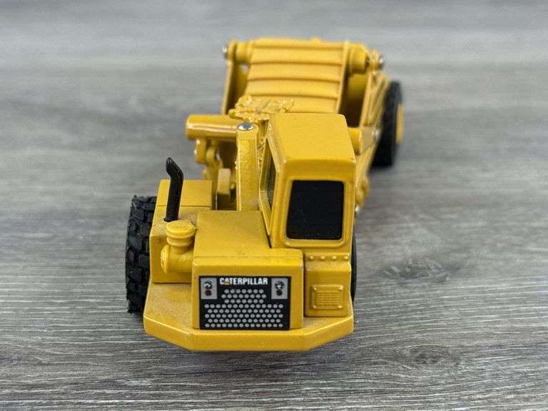 Caterpillar 613C Elevating Scraper, 1/64, Ertl