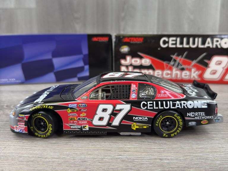 Joe Nemechek #87 Cellular One 2000 Monte Carlo Stock Car, 1/24, Limited Edition, 1 Of 3,504, Action