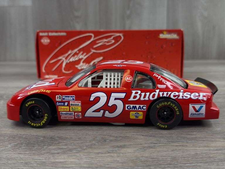 Ricky Craven #25 Budweiser 1997 Monte Carlo Stock Car, 1/24, Limited Edition, 1 Of 3,500, Action