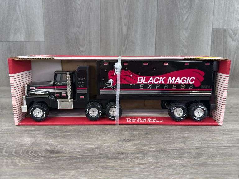 Black Magic Express Tractor Trailer, Nylint, 14 1/4” Long