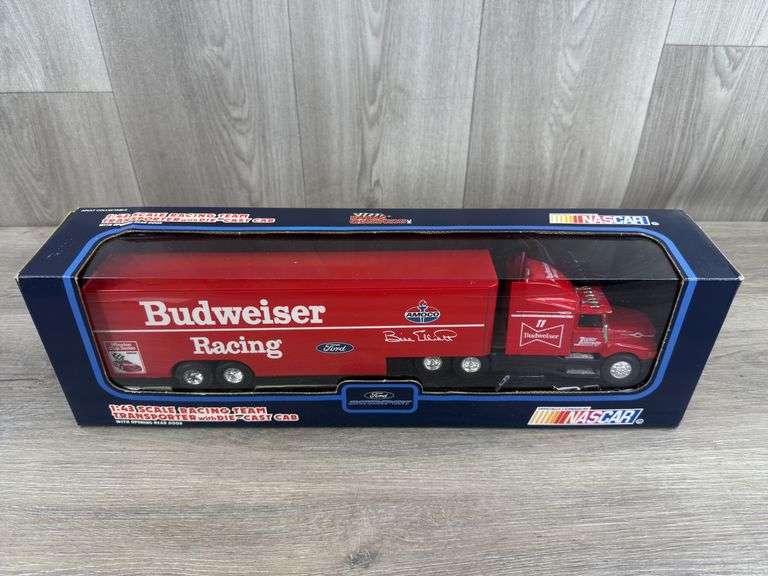 Budweiser Racing Team Transporter, 1/43, Racing Champions