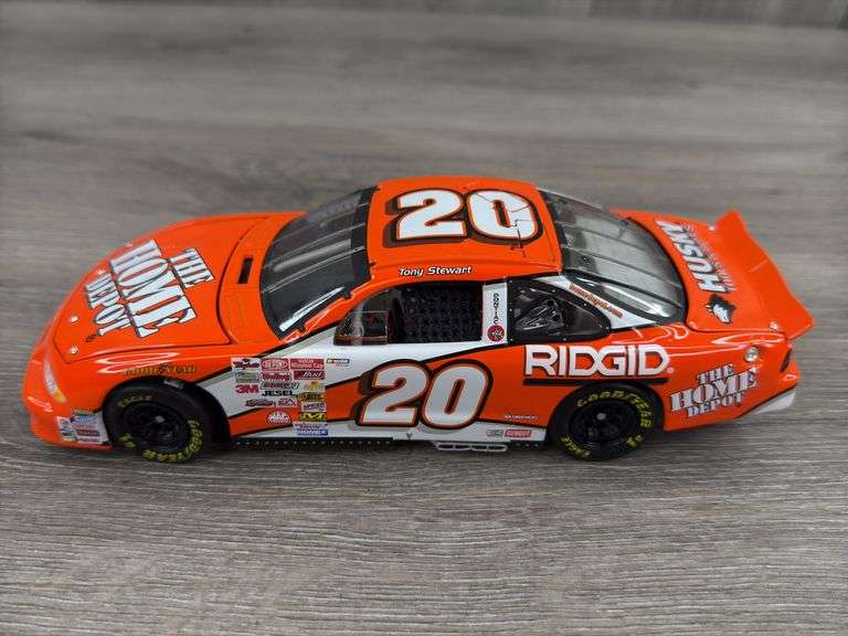 Tony Stewart #20 Home Depot Pontiac Grand Prix Elite Stock Car, 1/24, #722, Action Elite