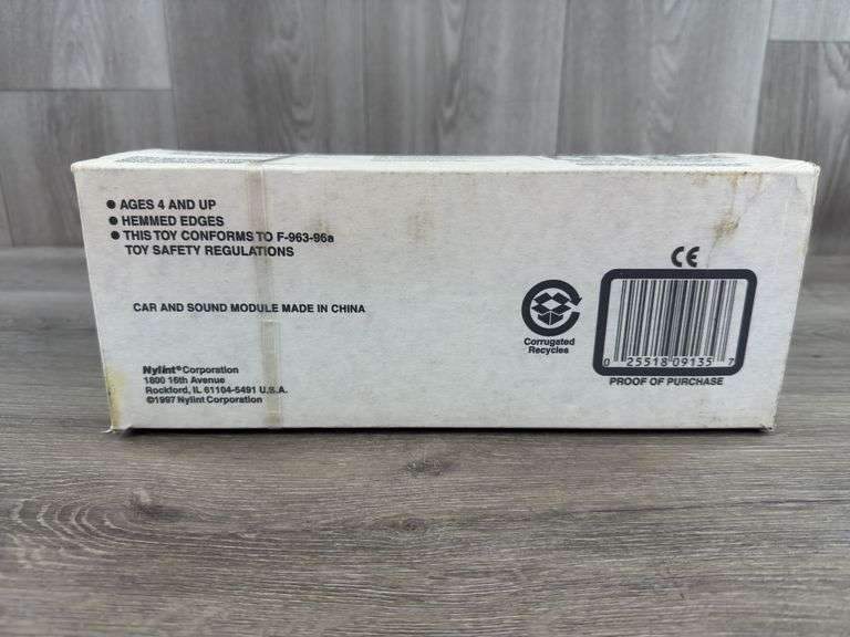 Briggs & Stratton #8 Sound Machine Race Car Hauler, 11 1/2”
