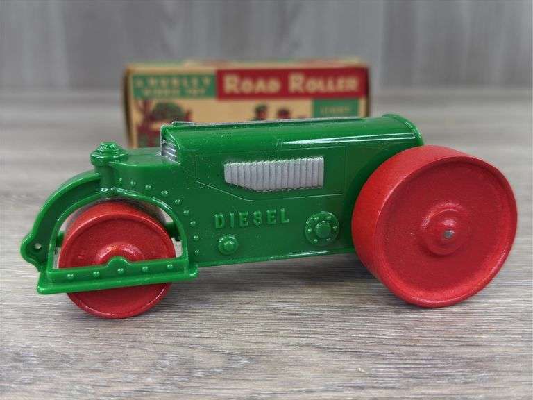 Hubley Kiddie Toy Diesel Road Roller, No. 315, 6” Long
