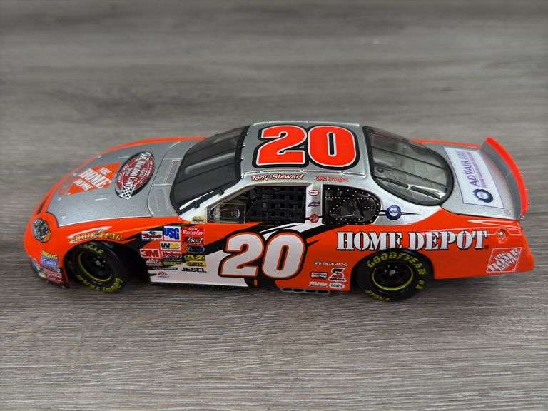 Tony Stewart #20 Home Depot/The Victory Lap 2003 Monte Carlo Stock Car, 1/24, Limited Edition, 2002 Winston Cup Champion, Action