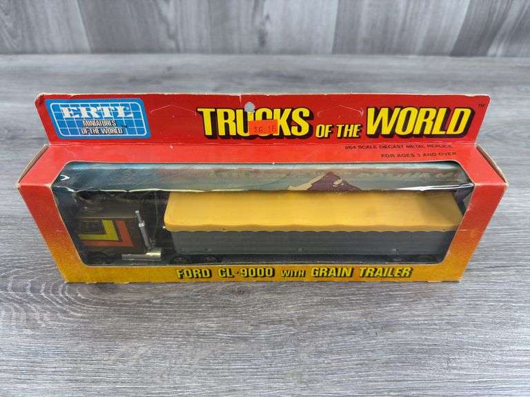 Ford CL-9000 W/Grain Trailer, 1/64, Ertl, Trucks & Miniatures Of The World