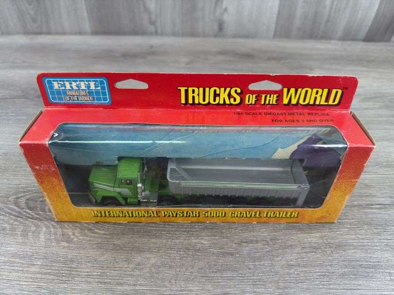 International Paystar 5000 Gravel Trailer, 1/64, Ertl, Trucks & Miniatures Of The World
