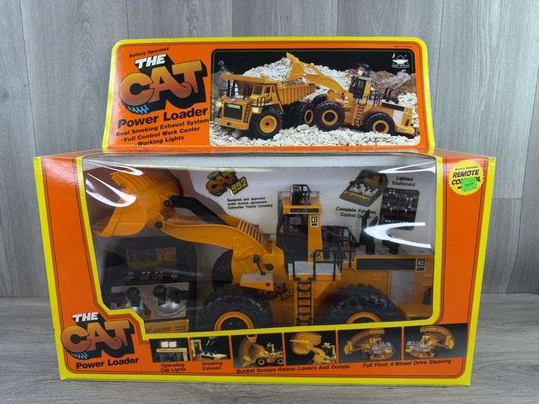 The Cat RC Power Loader, 21” Long, New Bright