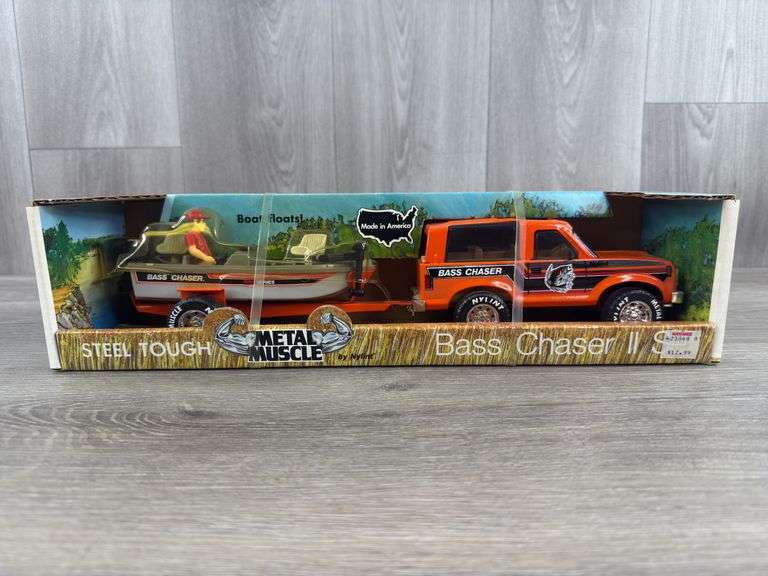 Nylint Bass Chaser II Set, 16” Long, Metal Muscle