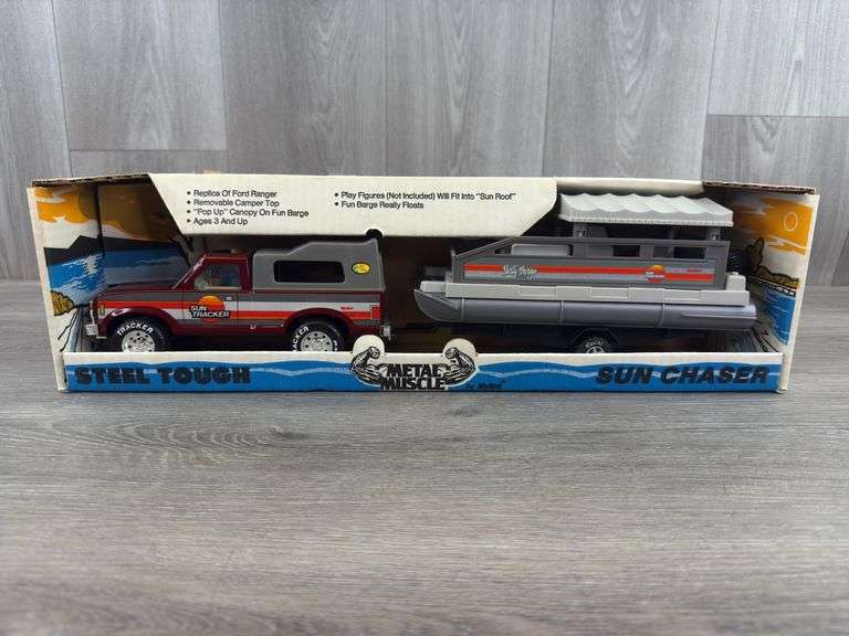 Ford Ranger Sun Chaser, 18 1/2” Long, Nylint, Metal Muscle