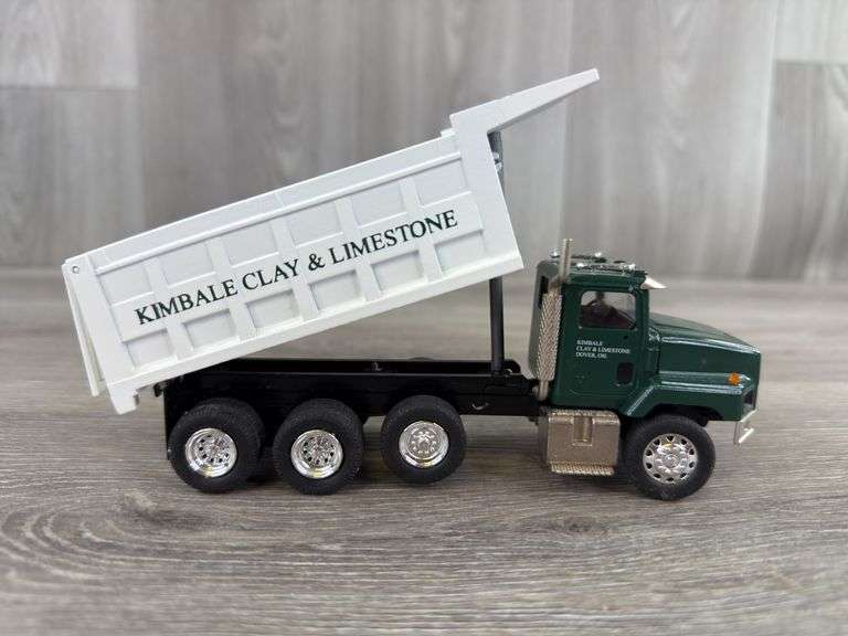 Kimbale Clay & Limestone International Dump Truck, 1/50