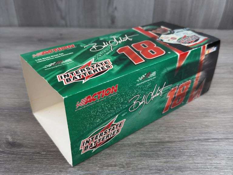 Bobby Labonte #18 Interstate Batteries 2004 Monte Carlo Club Car, 1/24, Limited Edition, #72/504, Action