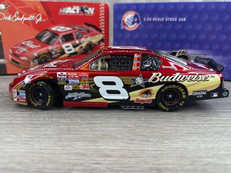 Dale Earnhardt Jr. LE NASCAR #8 Budweiser / Richmond Race / 2000 Monte Carlo 124 Die Cast Car