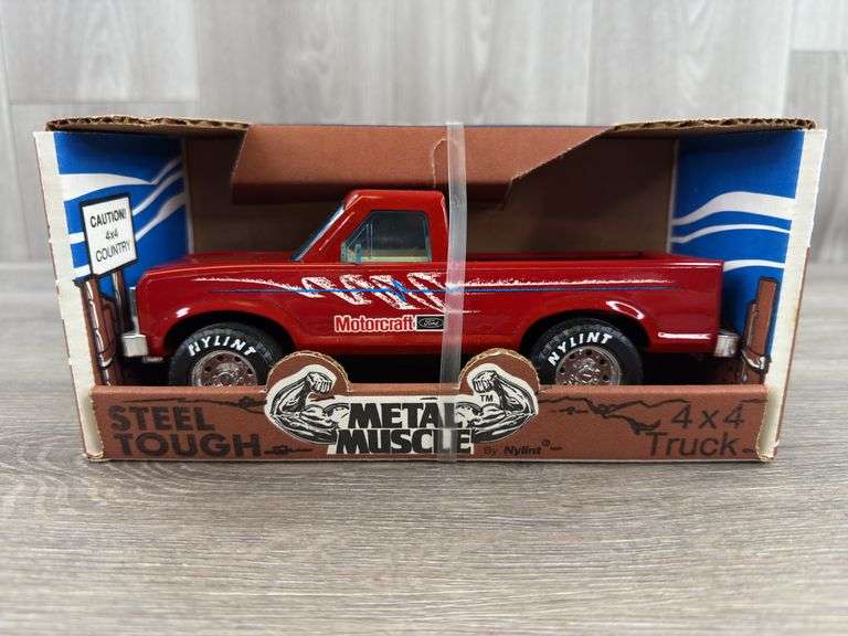 Ford Motorcraft 4x4 Truck, 8 1/2” Long, Nylint, Metal Muscle