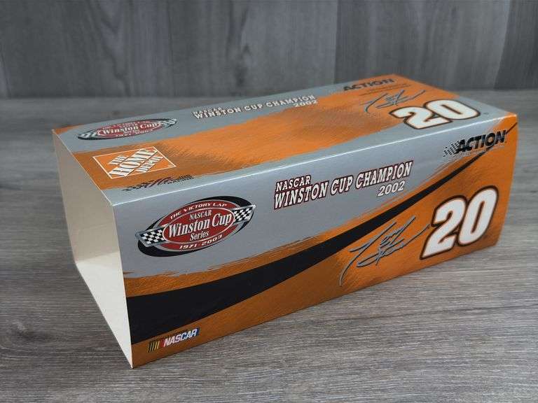 Tony Stewart #20 Home Depot/The Victory Lap 2003 Monte Carlo Stock Car, 1/24, Limited Edition, 2002 Winston Cup Champion, Action