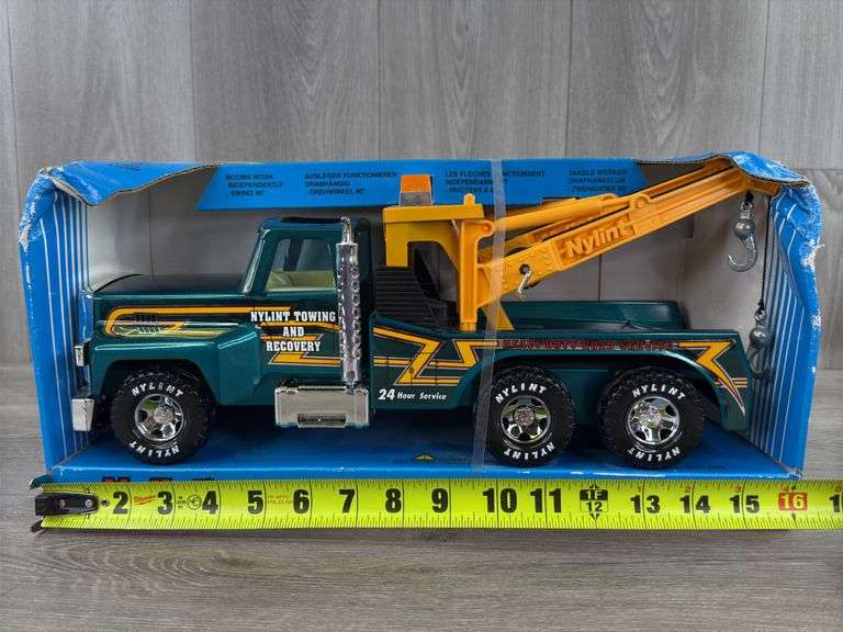 Nylint Towing & Recovery Wrecker, 16” Long, No. 866