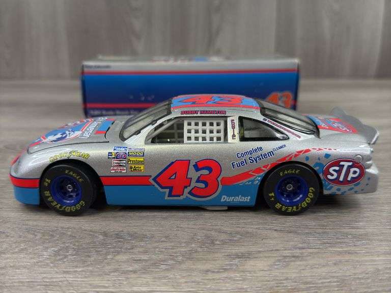 Bobby Hamilton #43 STP 25th Anniversary Pontiac Grand Prix Stock Car, 1/24, 1996 Limited Edition, 1 Of 3,500, Action