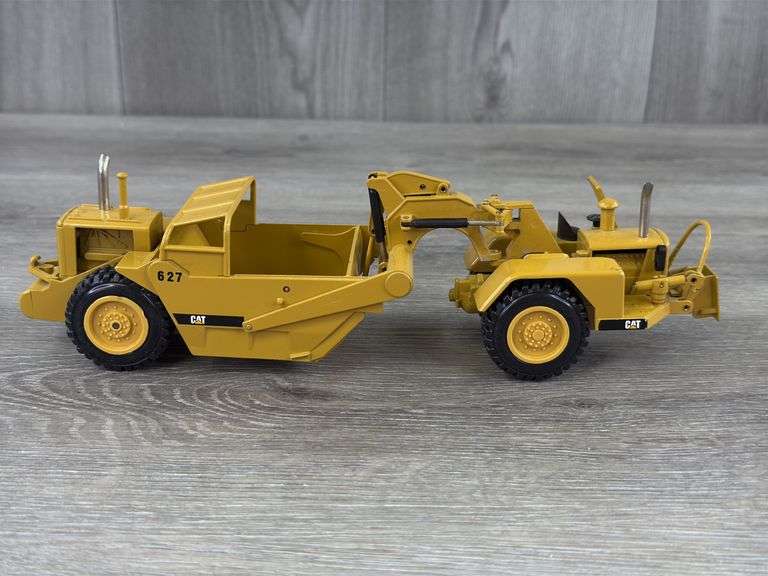Caterpillar 627 Wheel Tractor Scraper, 1/50, NZG Modelle