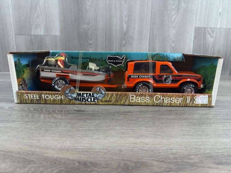 Nylint Bass Chaser II Set, 15 1/2” Long, Metal Muscle