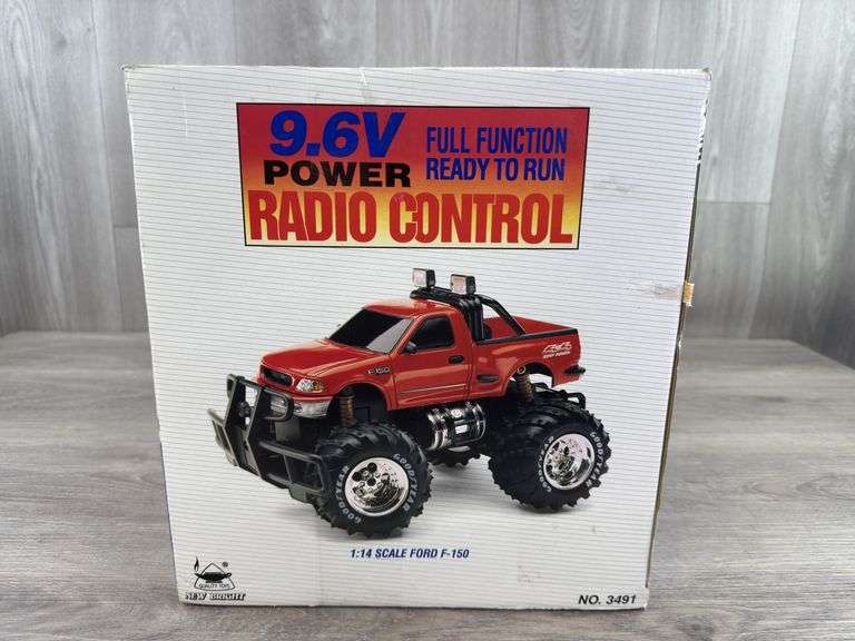 Ford F150 XLT 4x4 RC Truck, 1/14, New Bright Quality Toys