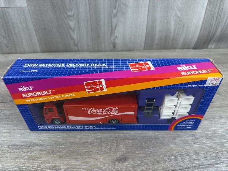 Ford Coca-Cola Beverage Delivery Truck, 1/55, Siku