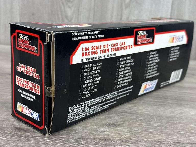 Ford Geoff Bodine Racing Team Transporter, 1/64