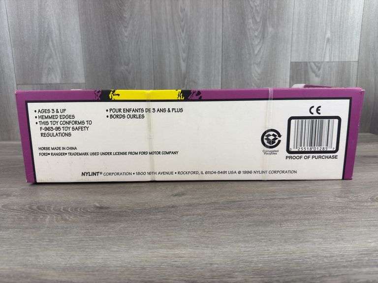 Lone Star Stables Set, 21” Long, Nylint Toys